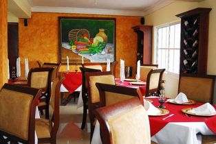 Hotel-Hostal-Luis-V-Restaurant